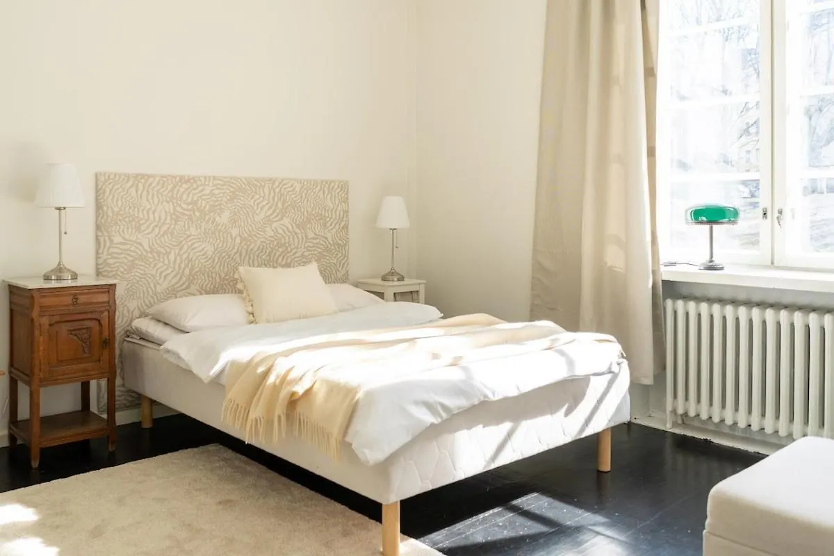 Spacious Apt In Vibrant Kallio Helsinki Finland