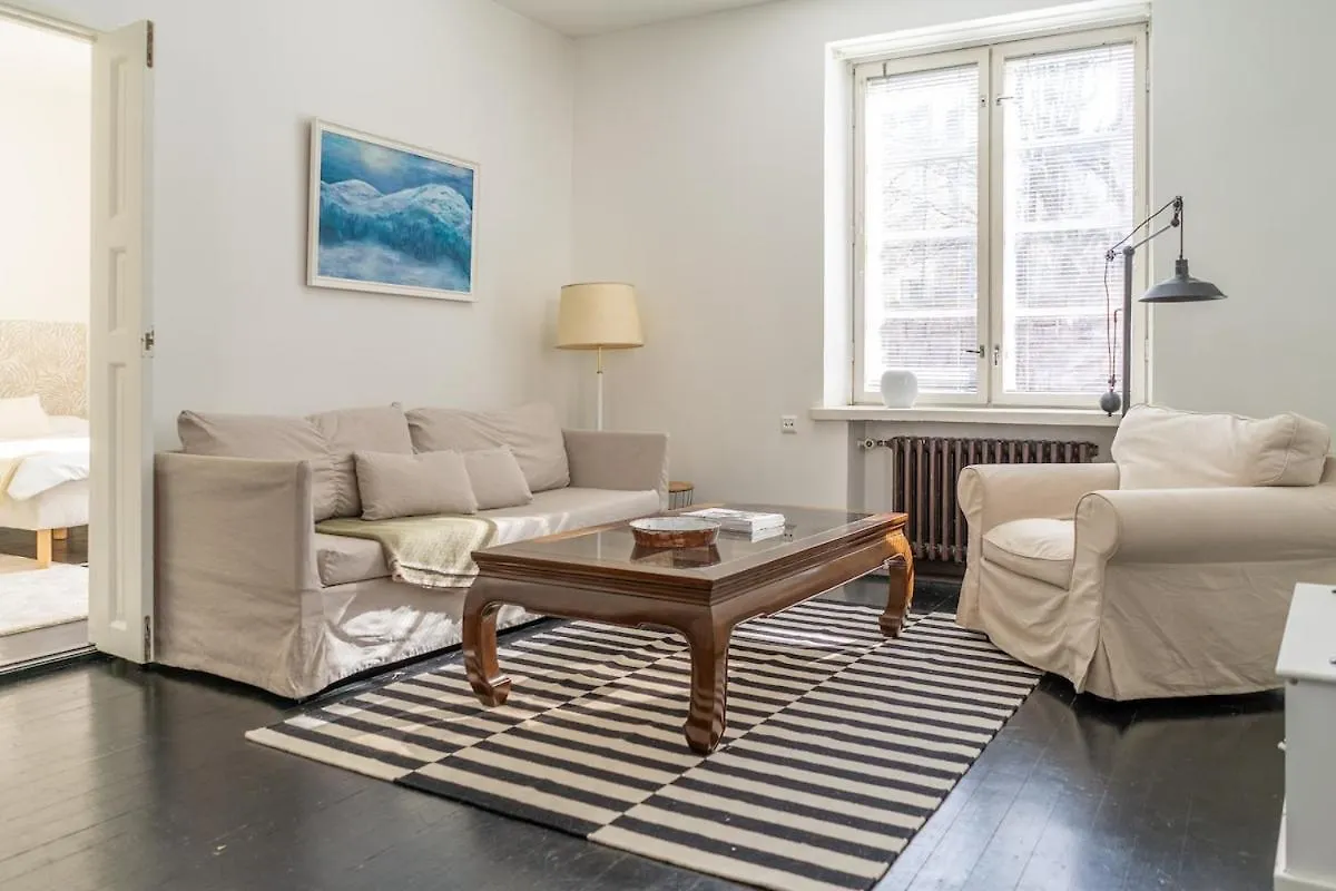 Spacious Apt In Vibrant Kallio Helsinki